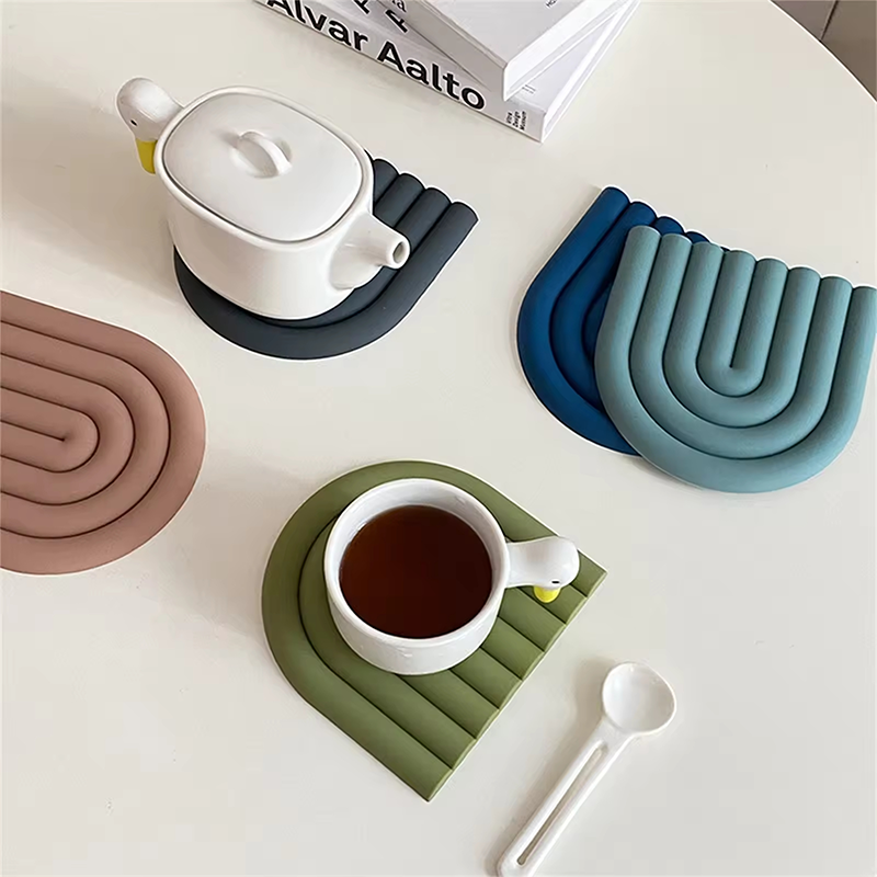 Anti-Slip Silicone Coasters Easy Clean & Customizable for Tabletop Protection HLCOA1004