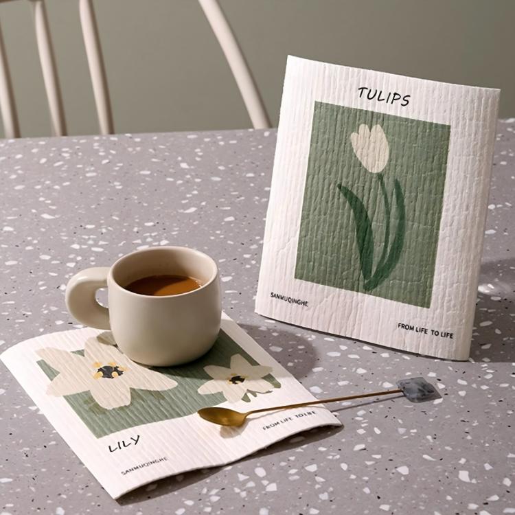 Printed kitchen dishcloth