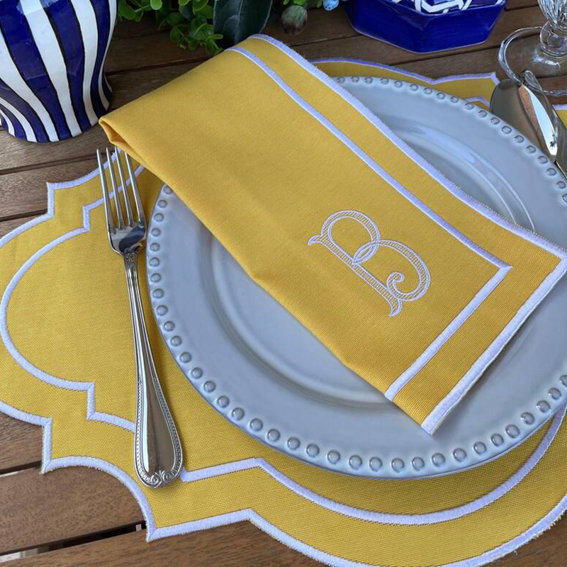 Elegant Cloth Placemats Custom Embroidery Diverse Fabrics For Dining Events HLPLA1004